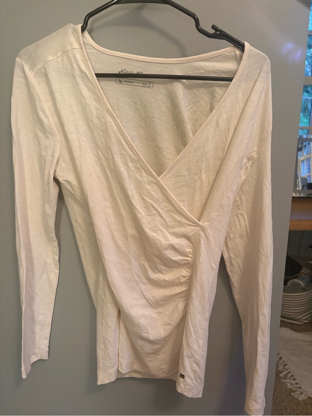 Eddie Bauer Cream Wrap-Style Long Sleeve Top - Picture 4 of 4